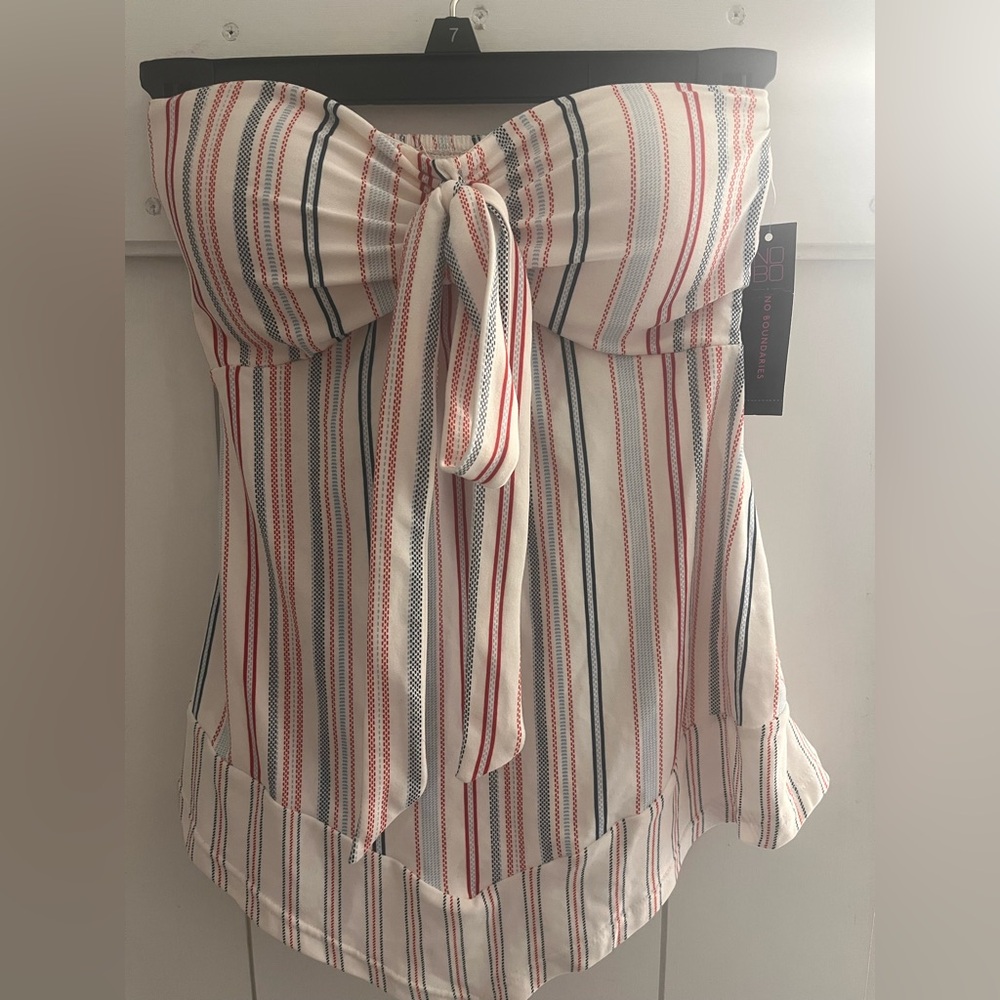 NWT White Sleeveless shirt with Red and Navy Stripes